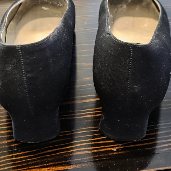 Naturalizer Women's Black Flats - Picture 4 of 4